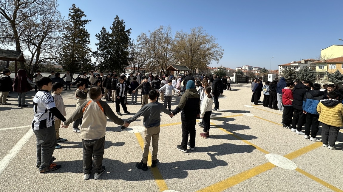 Deprem Tatbikatı Yapıldı